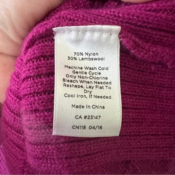 Talbots fushia sweater Medium - Picture 4 of 5